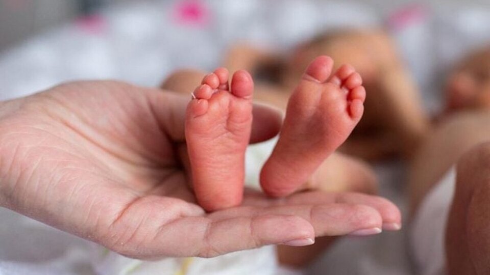 недоношені діти