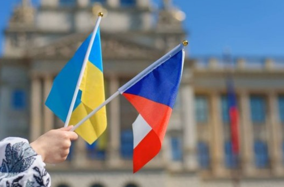 продовження тимчасового захисту в чехії до 2025