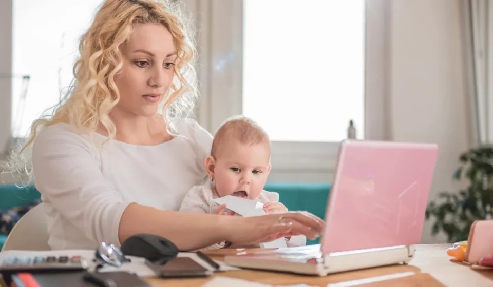 Скільки отримує мати-одиначка в Україні