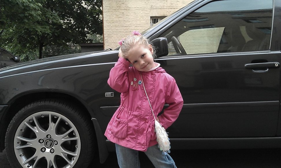 чи можна оформити машину на неповнолітню дитину