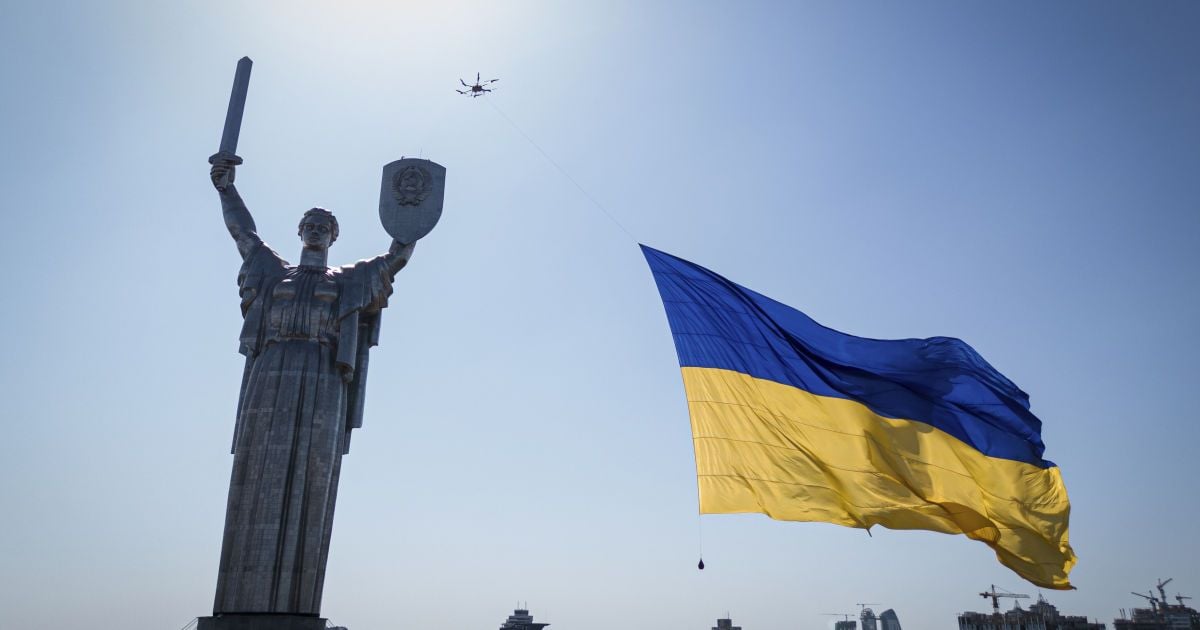 коли Україна стала незалежною