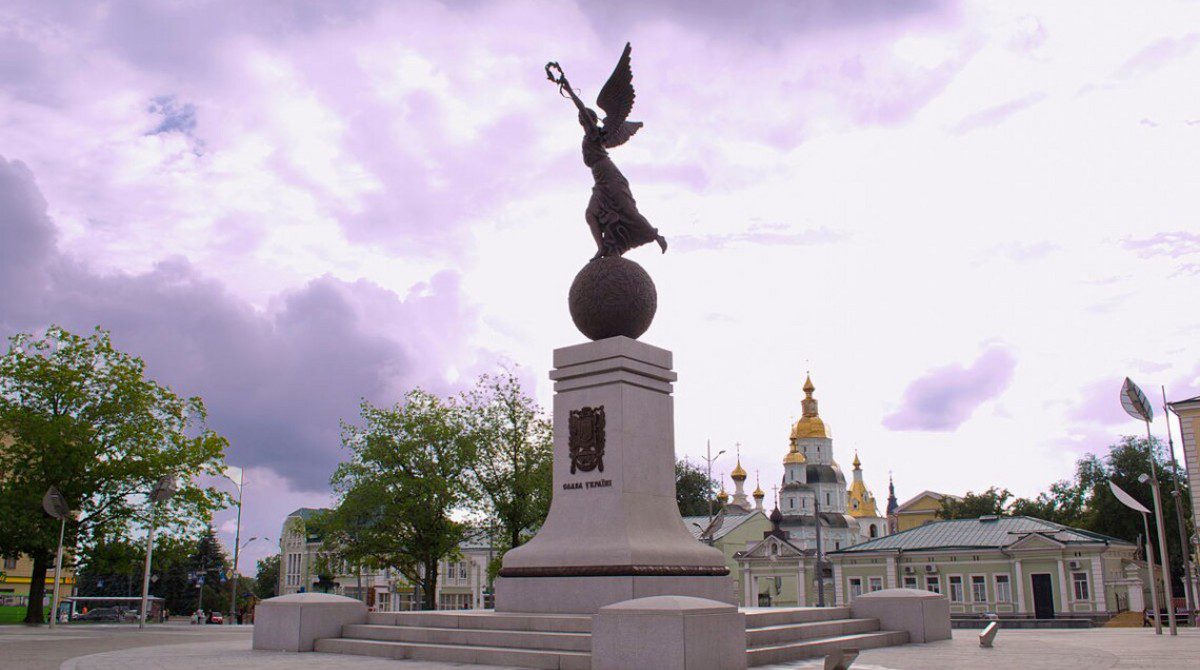 комендантська година Харків