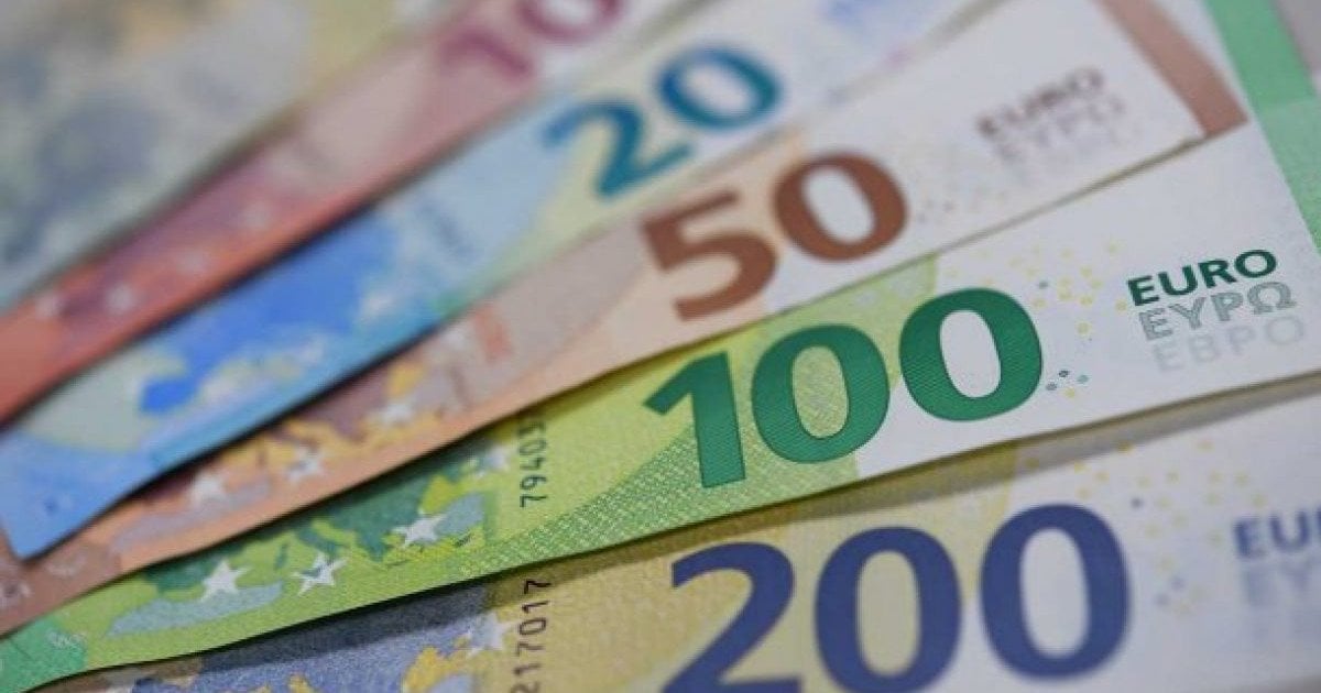 скільки готівки можна перевозити через кордон