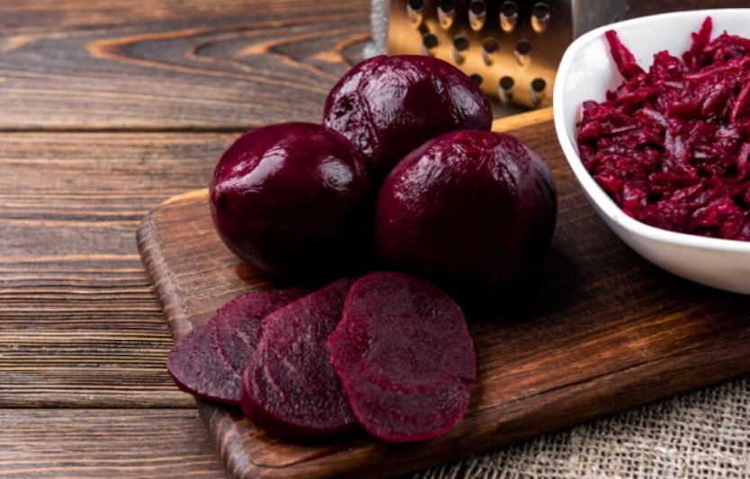 скільки вариться буряк