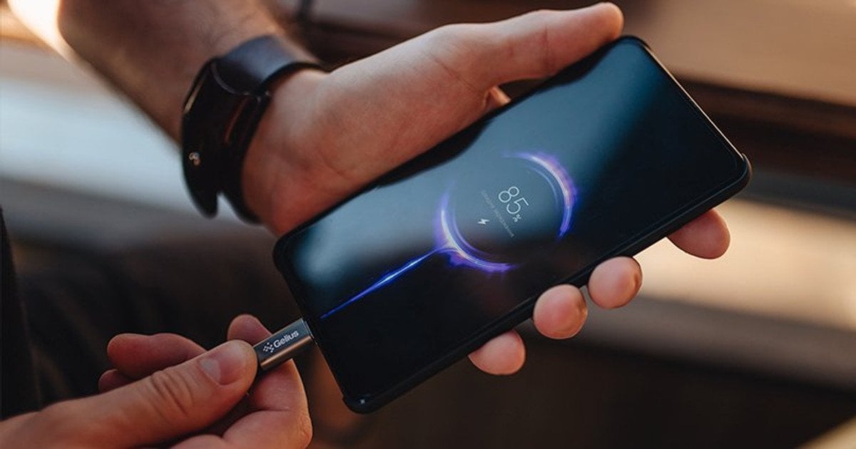 Як правильно заряджати телефон