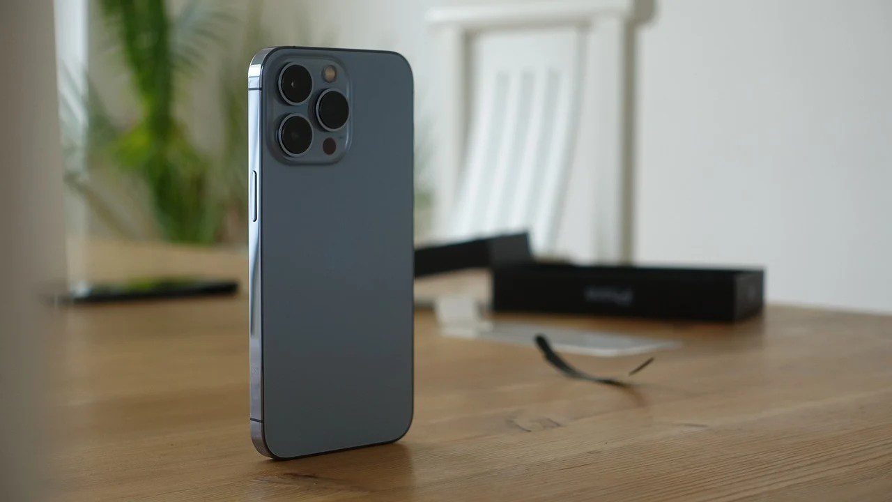 Як змінити час на iPhone