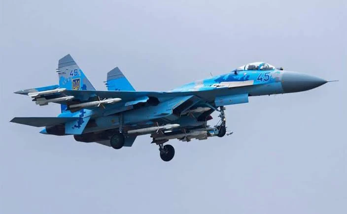винищувач су-27